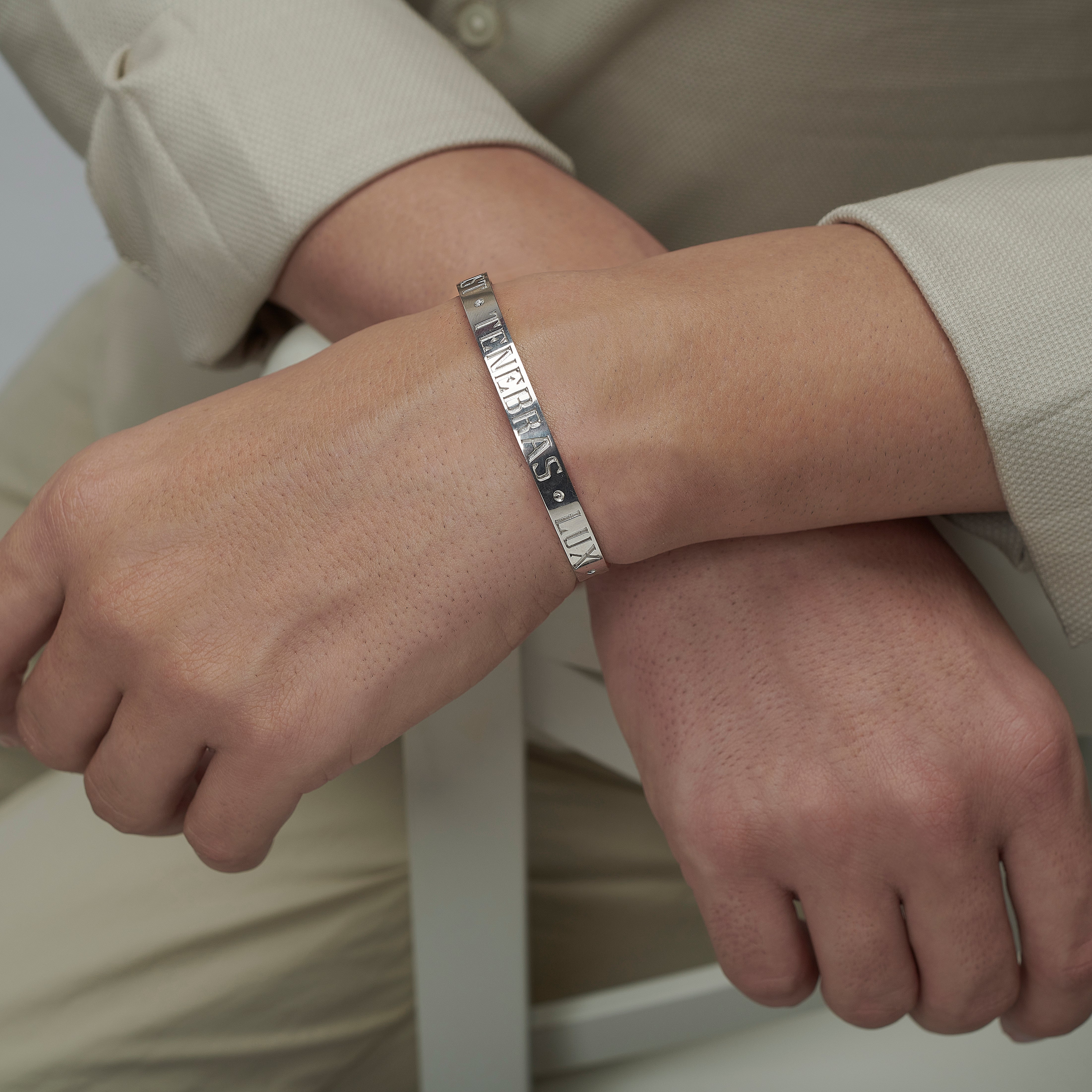 POST TENEBRAS LUX WHITE - STONES