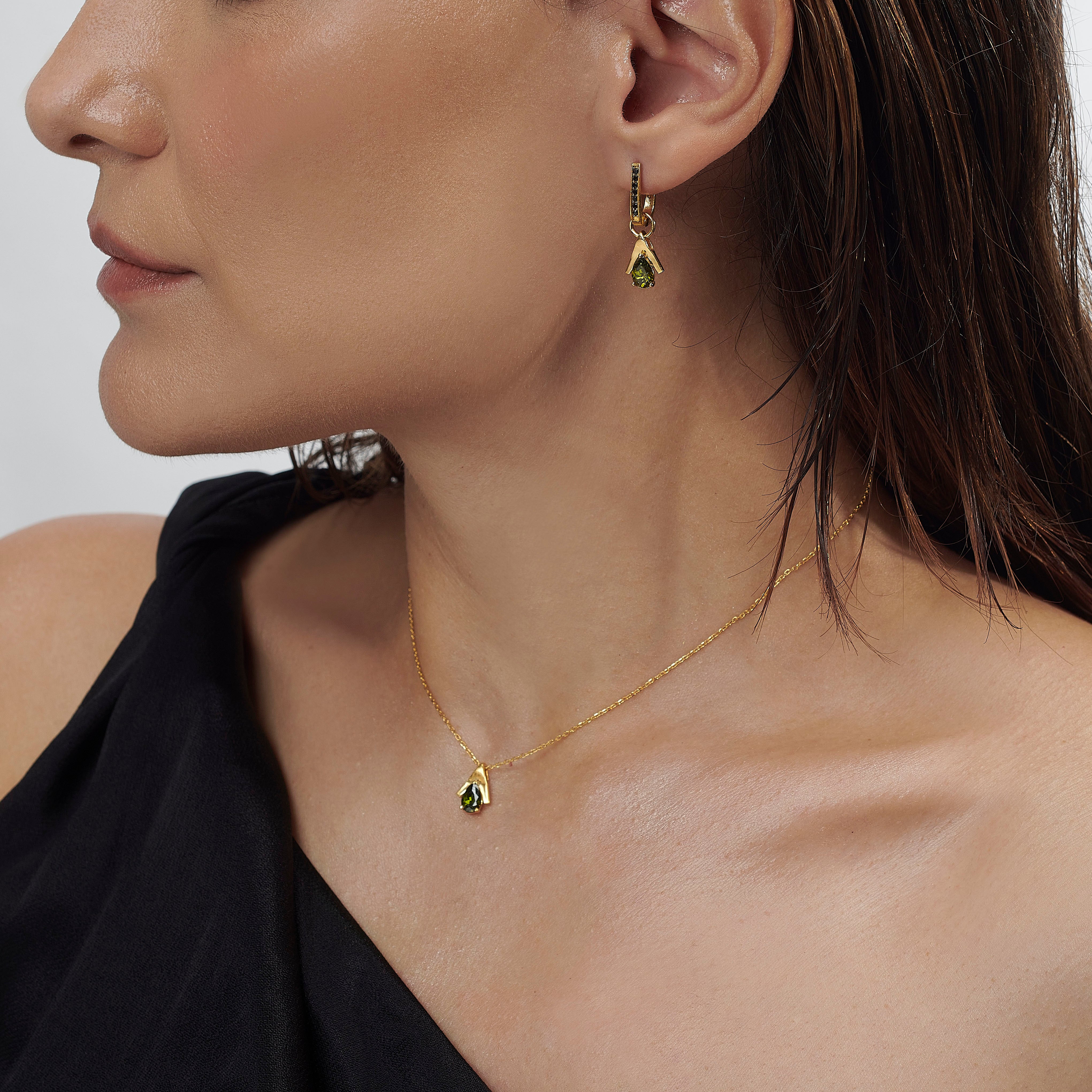 MINI LOGO GREEN NECKLACE