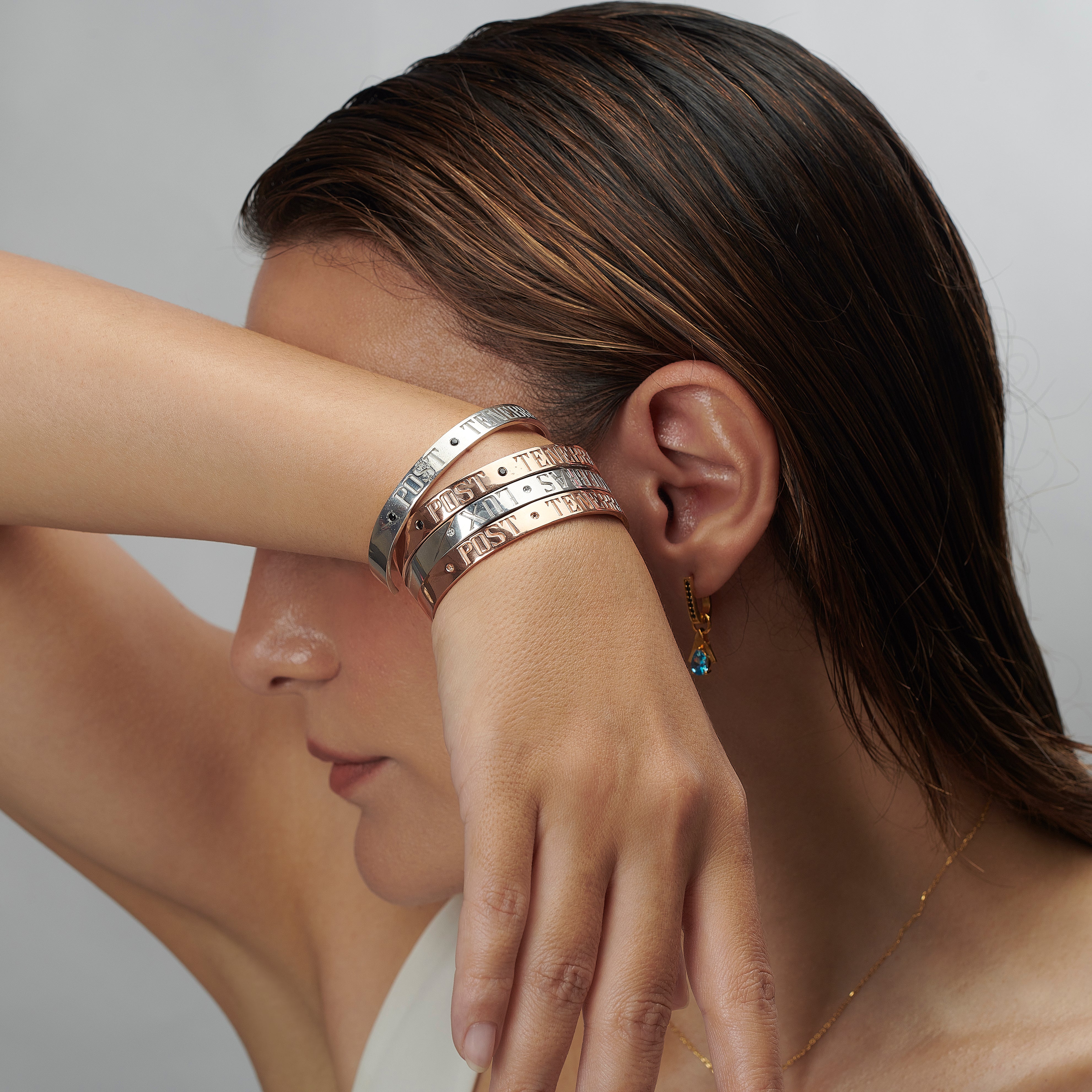 POST TENEBRAS LUX WHITE - STONES